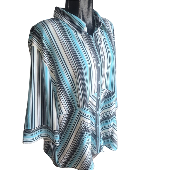 Penningtons Striped Blue and White Button Front Top 24 - Picture 3 of 7